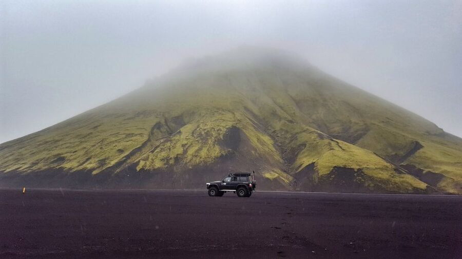 Laugavegur Photography Jeep Tour - The Hekla Launch, Dómadalur Valley, and Early Lake Stops
