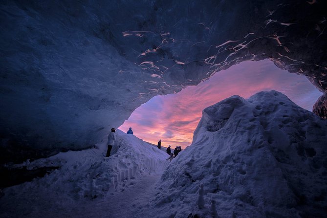 Natural Blue Ice Cave Tour of Vatnajökull Glacier from Jökulsárlón - Price and Value: What $195 Covers and Why Small Groups Matter