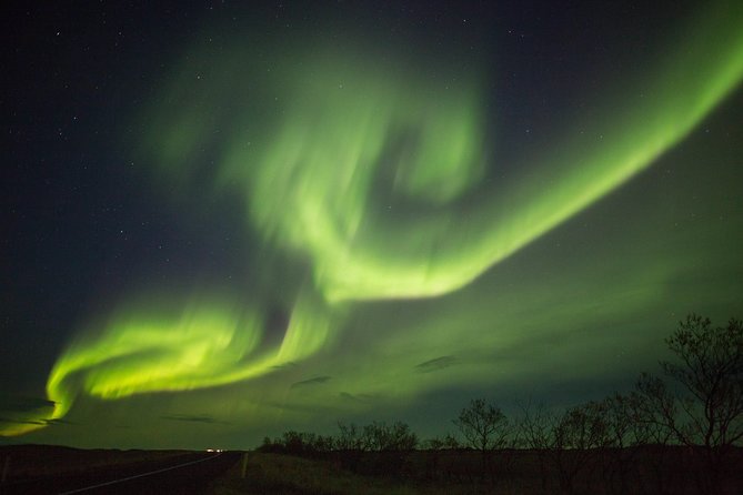 Northern Lights Night Tour from Reykjavik - The tour rhythm: coach out, sky briefing, then scanning from dark stops