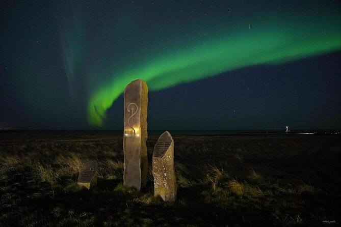 Northern Lights Small-Group Tour with Hot Chocolate & Photos - Spot Changes, Local Clues, and Why the Minibus Matters