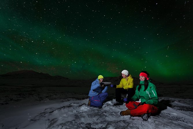 Northern Lights Tour from Reykjavik in a Super Jeep - Stop 2: the aurora viewing stretch, cold patience plus active repositioning