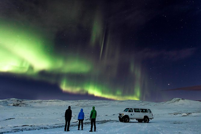 Northern Lights Tour from Reykjavik in a Super Jeep - The photo moment: how you get pictures without becoming a full-time photographer