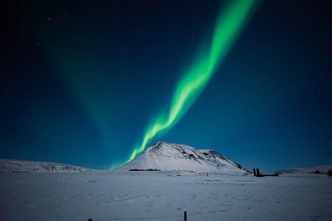 Northern Lights Tour with Photos, Snacks, Warm Snowsuits, Chairs - Getting to and from Your Viewing Spot: Reykjavík Pickup Reality