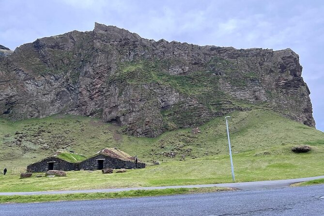 PRIVATE 2-Hours Tour - Westman Islands with a local in a BMW X5 - The museum stop and how it affects your timing