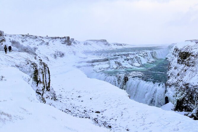 Private Golden Circle Tour with Airport Pick up - Stop 3: Geysir geothermal area and Strokkur eruptions