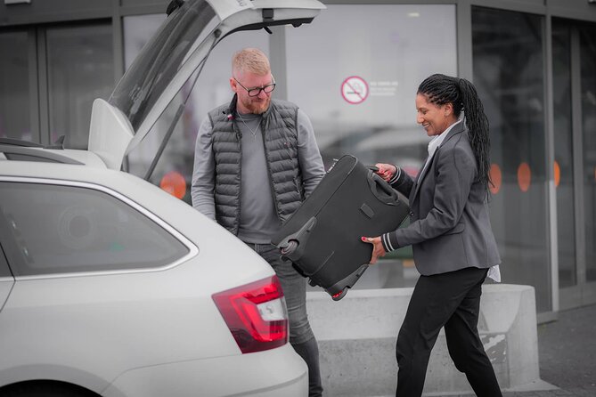 Private Keflavik Airport/Reykjavik Harbour Transfers - Door-to-door Keflavik and Reykjavík Transfers in about 40 Minutes