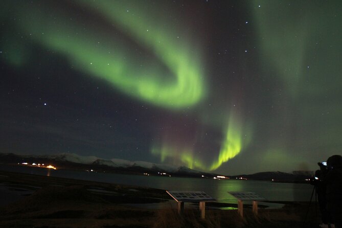 Private Northern Lights Tour - What “Local Sightseeing and Snacks” Gives You Before the Lights