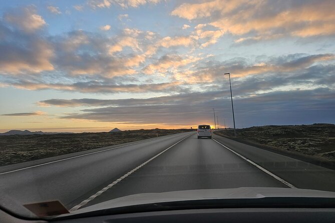 Private Transfer Keflavik Airport To Reykjavik Pick or Drop - Door-to-Door Pickup, With No Meet-Up Headaches