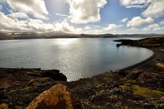 Reykjanes Geopark Small-Group Tour with Airport Transfer - Gunnuhver mud pools and the Grindavík story of abandonment