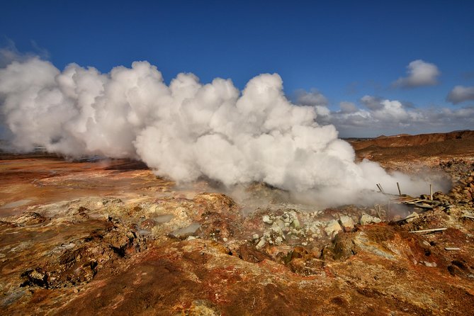Reykjanes Geopark Small-Group Tour with Airport Transfer - The pre-geopark drive through Hafnafjörður and views you might not expect