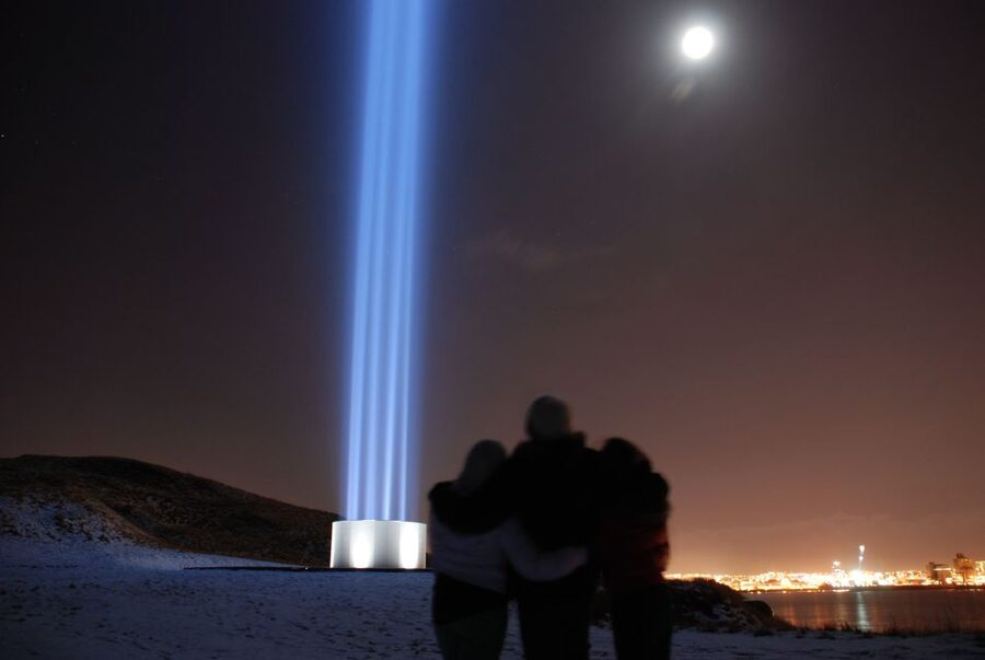 Reykjavik: 2-Hour Imagine Peace Tower Tour - Finding the Imagine Peace Tower, and Why the Lighting Schedule Matters