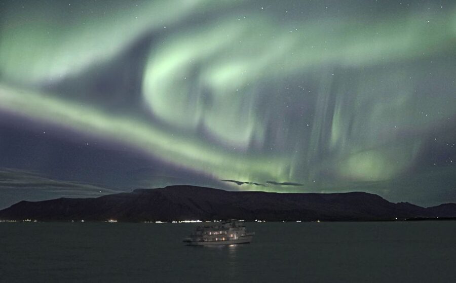 Reykjavik: 2-Hour Northern Lights by Boat with Backup Plan - The One Thing to Plan Around: Waiting in Winter