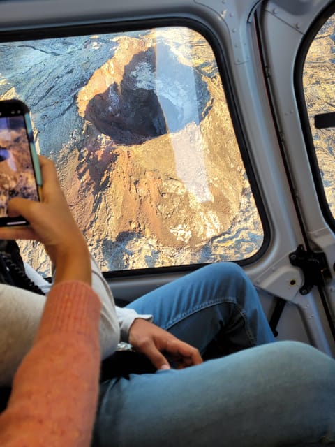 Reykjavik: 45-Minute Volcano Sightseeing Helicopter Tour - Small group comfort: why 5 seats changes the whole feel