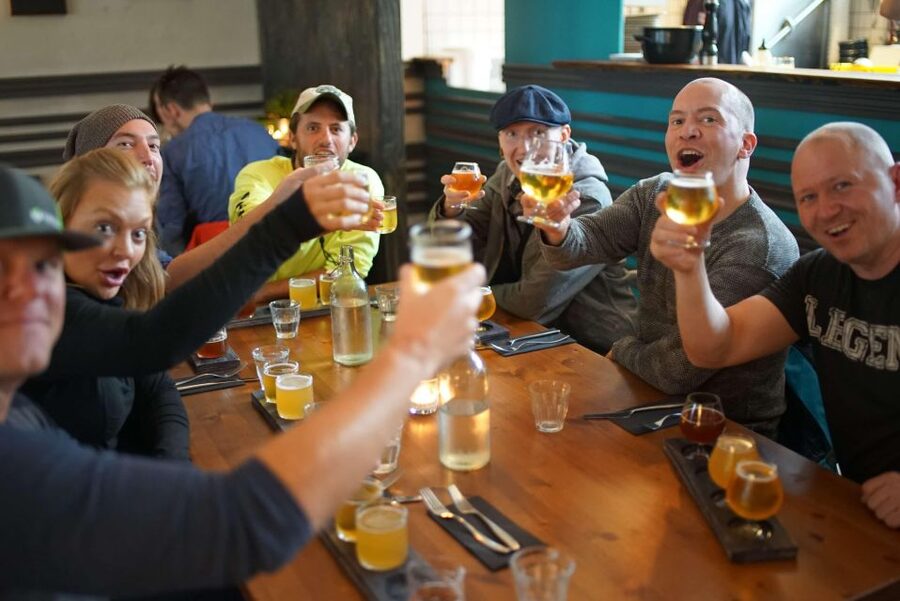 Reykjavik: Beer and Booze Tour - Stop 2 at Ingólfur Square, the orientation you’ll use all night