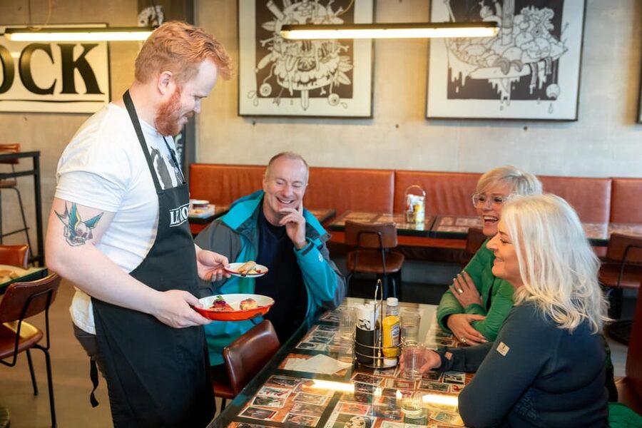 Reykjavik: Christmas Food Tour with Tastings and Drinks - Smoked Lamb and Laufabrauð: Iceland’s Christmas Comfort Foods