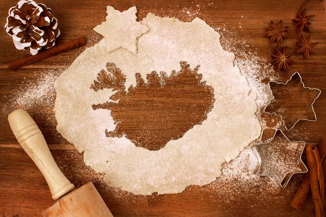Reykjavik Christmas Walking Tour - Reykjavik in December, in two hours: what you’re really buying