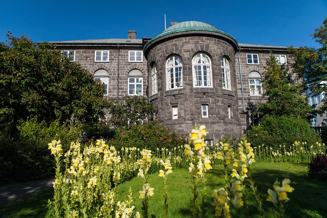 Reykjavik City Walking Tour - Hallgrímkirkja Bell Tower Time, Plus a Church You Can Read