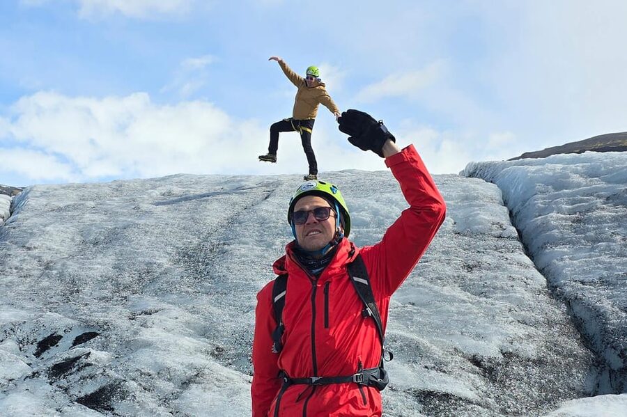 Reykjavik: Glacier Hike, Waterfalls and Black Sand Beach - Timing, fitness, and what “easy to moderate” means in practice