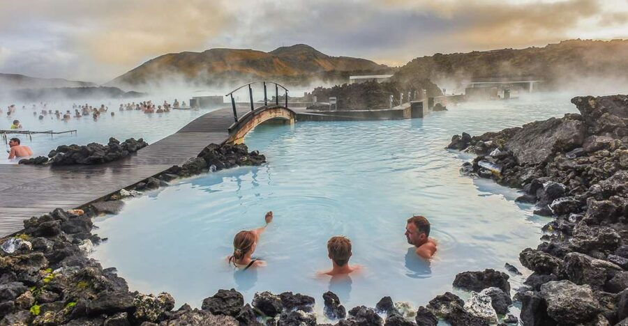 Reykjavík: Golden Circle, Blue Lagoon, and Aurora Tour - A packed Reykjavík day: Golden Circle, Blue Lagoon, and aurora hunting