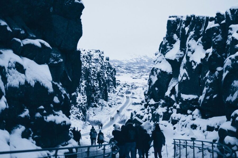 Reykjavík: Golden Circle, Blue Lagoon, and Aurora Tour - Northern Lights hunting: why the southern-region photo stop matters