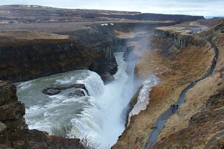 Reykjavík: Golden Circle, Bruarfoss, and Kerid Crater Tour - Brúarfoss Waterfall and Kerið Crater: the sapphire-blue and color-contrast finish