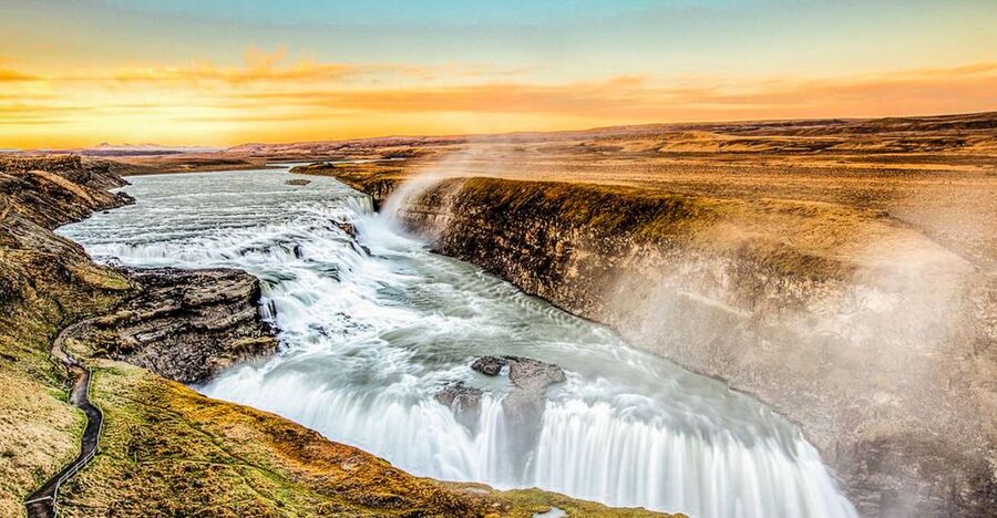 Reykjavik: Golden Circle Full-Day Tour with Kerid Crater - Kerið Crater Lake Photo Stop, and the 12:00 pm Catch