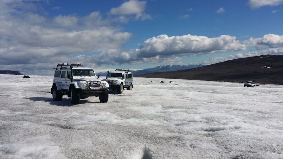 Reykjavik: Golden Circle & Langjökull Glacier on a Jeep - Thingvellir National Park, Where Earth Moves and History Started