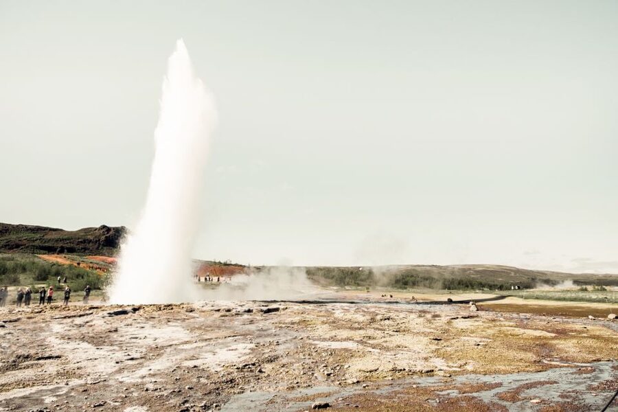 Reykjavík: Golden Circle Minibus Tour & Blue Lagoon Transfer - Blue Lagoon Transfer at Around 5:00 PM, and How to Maximize Your Soak