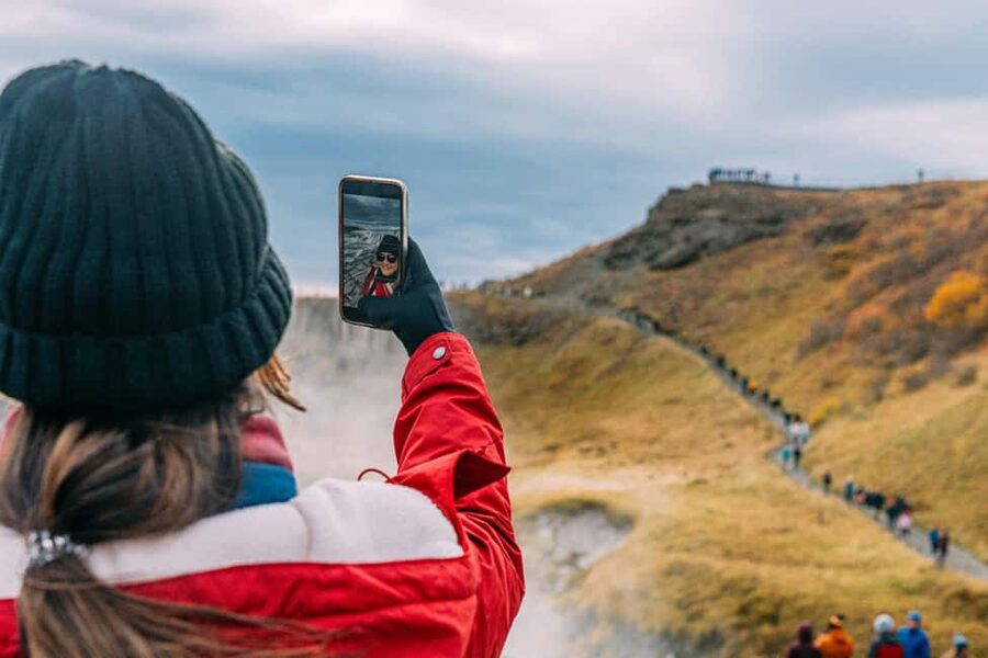 Reykjavík: Golden Circle, Secret Lagoon, & Friðheimar Tour - Gullfoss Waterfall: The Golden Waterfall With a Weather-Based Walk