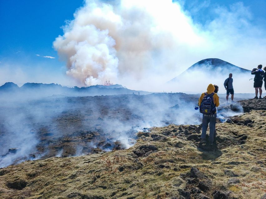 Reykjavík: Guided Afternoon Hiking Tour to New Volcano Site - Weather, road changes, and how guides handle the chaos