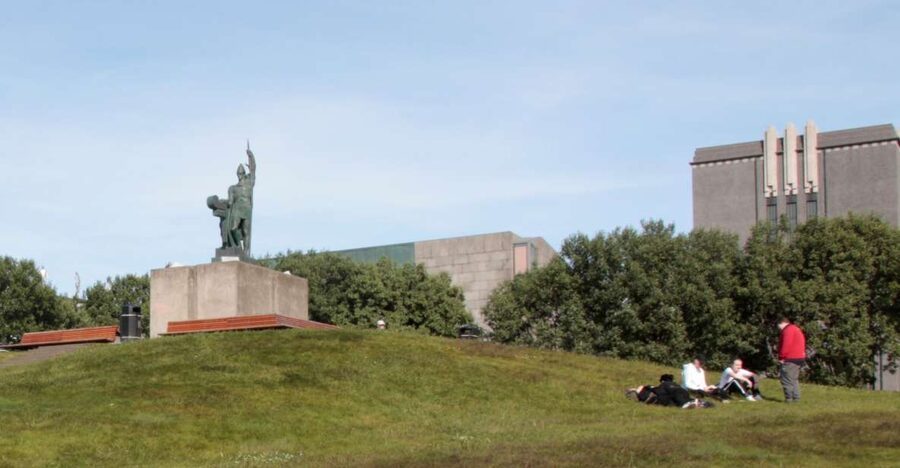 Reykjavik: Guided City Walking Tour - National Theatre to Lýðveldisgarðurinn: history you can see, not just read