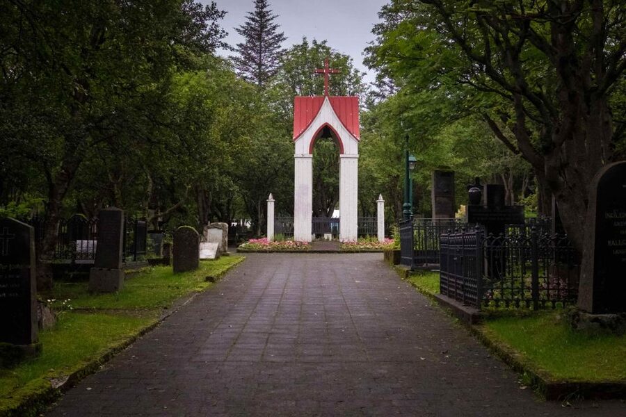 Reykjavik: Guided Folklore Walking Tour - Price and value: why $51 makes sense for an hour and a half