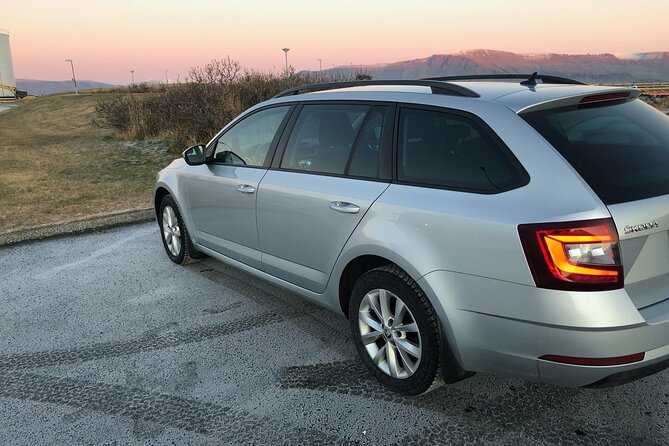 Reykjavik Iceland: Private Transfer to/from Keflavik Airport KEF - Quick hits before you book