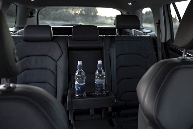 Reykjavik International Airport Private Arrival Transfer - Time and Traffic: What “About 45 Minutes” Really Means