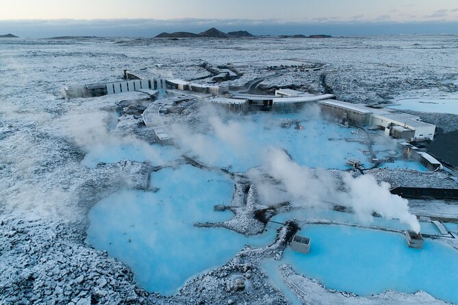 Reykjavik/Keflavik: Blue Lagoon Private Transfer - KEF airport to Blue Lagoon: flight tracking plus serious waiting time