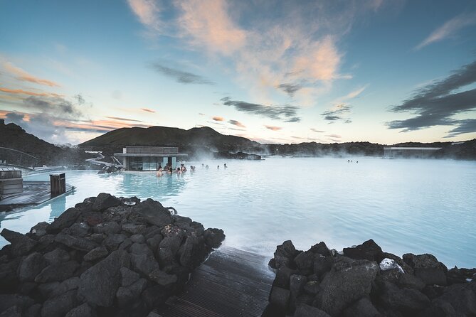 Reykjavik/Keflavik: Blue Lagoon Private Transfer - Meeting your driver: name sign, clear places, no guesswork
