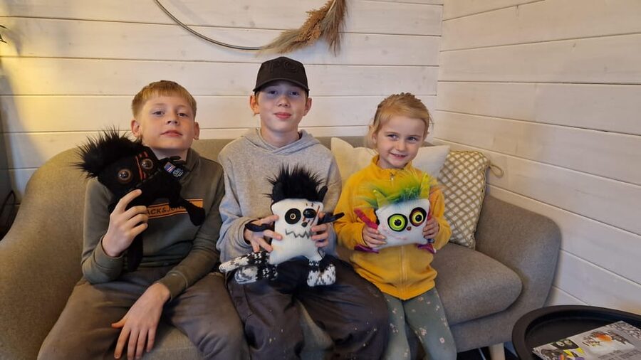 Reykjavik: Make an Icelandic Wool Monster - Who this suits best: kids, adults, couples, and sensory needs