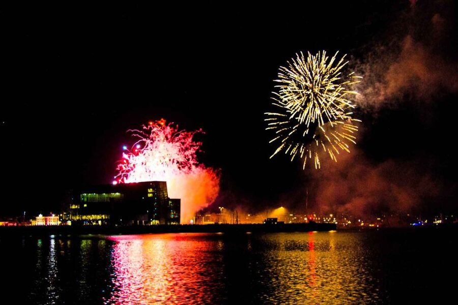 Reykjavik: New Year's Eve Fireworks Cruise - Where you’ll start: Special Tours Ticket Office at Old Harbour
