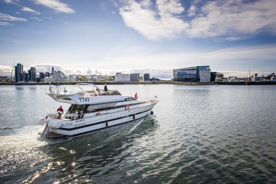 Reykjavík: New Year's Eve Northern Lights Yacht Cruise - A Motor Yacht Way To Do Reykjavik’s Midnight Fireworks