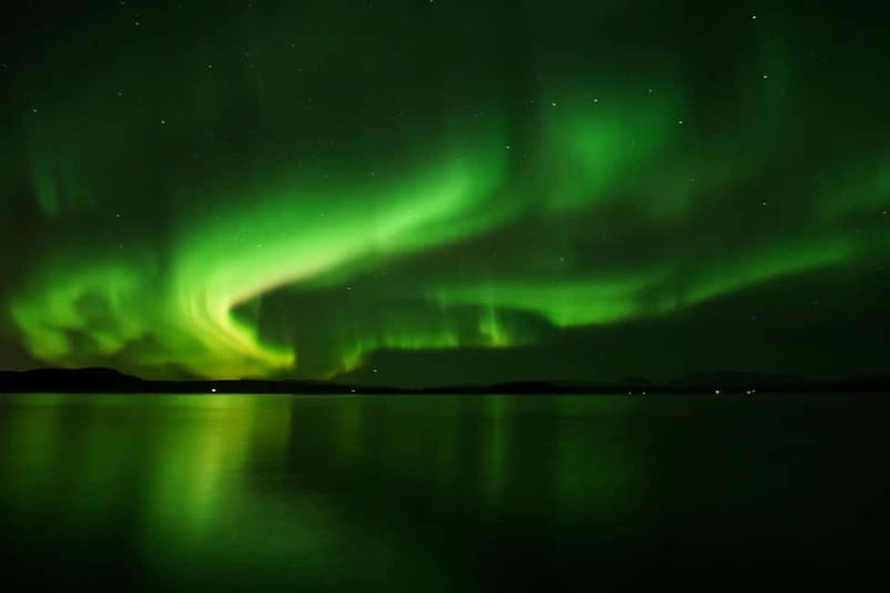 Reykjavik: Northern Lights Adventure Tour with Hot Chocolate - Key things to know before you go