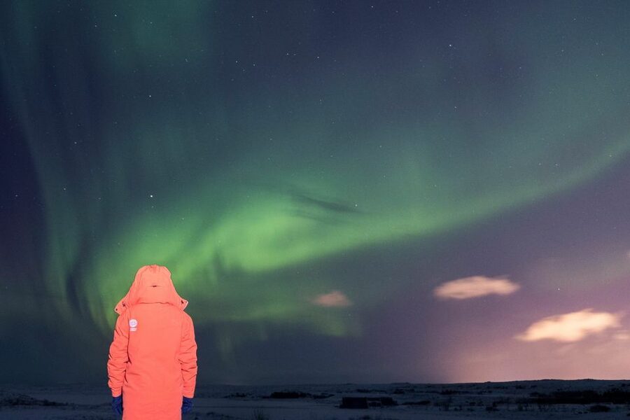 Reykjavik: Northern Lights Group Tour with Photos - Price and Value: Is $121 Worth It?
