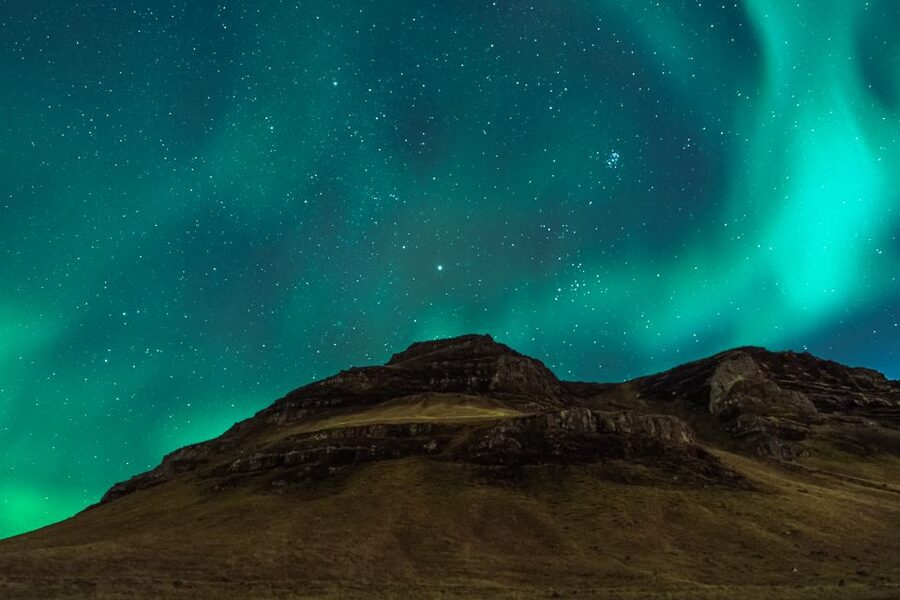 Reykjavik: Northern Lights Group Tour with Photos - Weather Reality Check: When You’ll See It, and When You Won’t