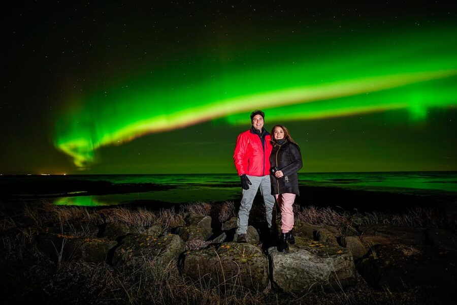 Reykjavik: Northern Lights Tour with Private Photographer - What the 5 Hours Look Like on a Practical Level