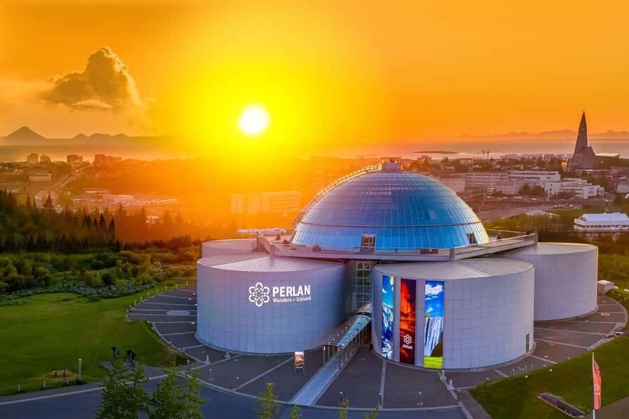 Reykjavik: Perlan Museum Wonders of Iceland Entrance Ticket - Key highlights at a glance