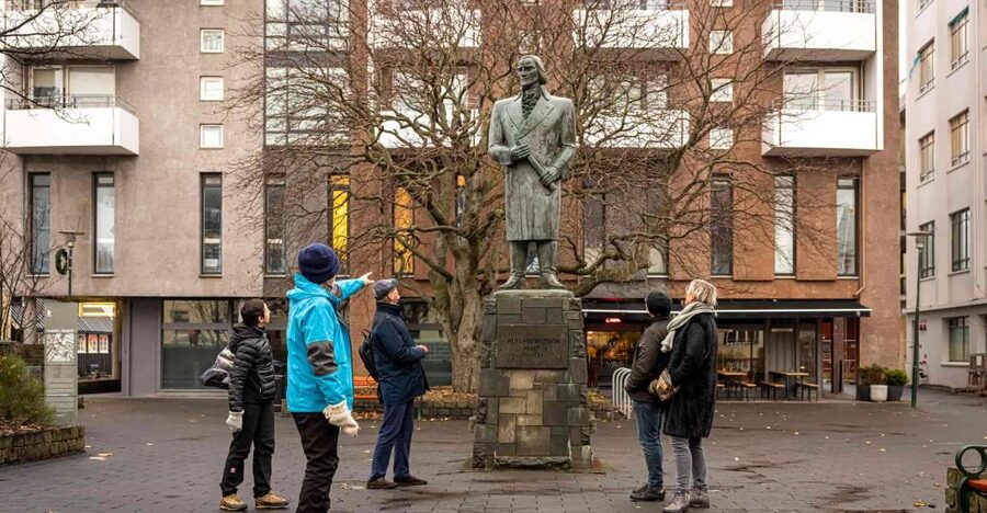 Reykjavik: Sightseeing Walking Tour with a Viking - A 2-hour walk that works even when Reykjavik weather pushes back