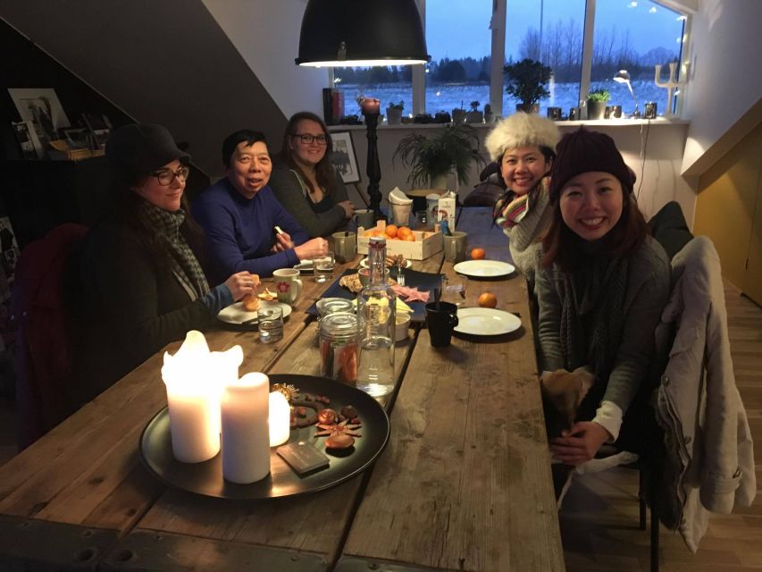 Reykjavik: Small-Group Horse Volcano Riding Tour with Pickup - What it’s like to ride Icelandic horses and learn Tölt