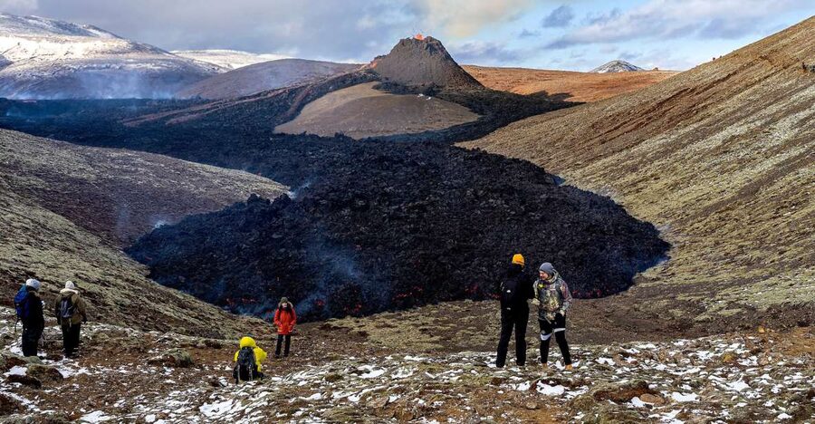 Reykjavík: Volcano Hike, Visit Grindavík and Blue Lagoon - Reykjanes Peninsula in one packed, practical day