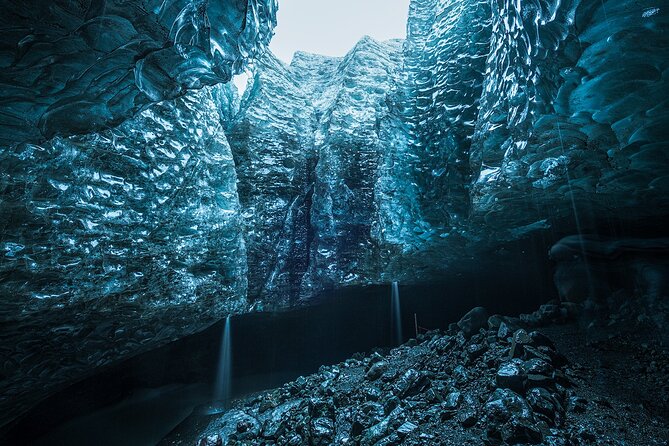 Sapphire Ice Cave Tour from Jökulsárlón - Extra Small Group - How This Tour Really Works (And Why the Timing Can Feel Better)