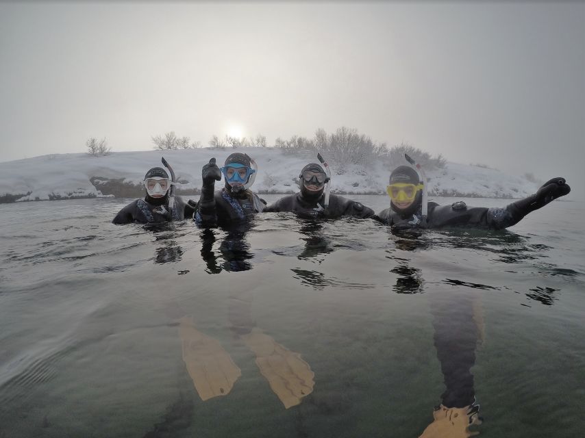 Silfra: Fissure Snorkeling Tour with Underwater Photos - Hot Drinks, Cookies, and GoPro Souvenirs You Do Not Have to Manage