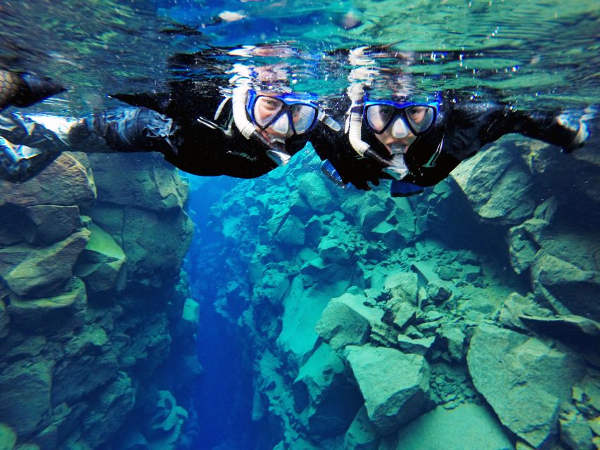 Silfra: Half-Day Snorkeling Day Trip with Underwater Photos - The snorkel itself: 2°C feel, bright colors, and plate-to-plate wonder